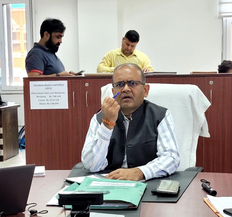 सोशल मीडिया पर पुराने वीडियो वायरल बारिश से अलर्ट मोड पर अफसर