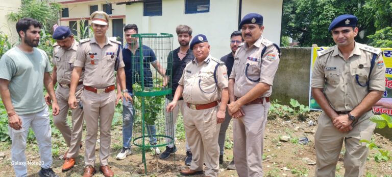 दून पुलिस परिवार ने हर्षोल्लास के साथ मनाया “लोक पर्व हरेला”