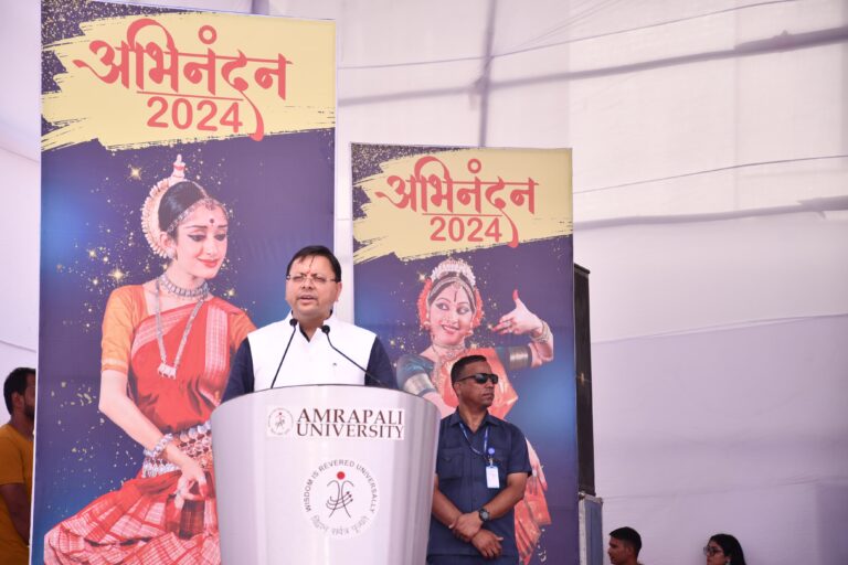 हल्द्वानी में यूथ स्टूडेंट को सफलता के मंत्र देते नजर आए सीएम पुष्कर सिंह धामी