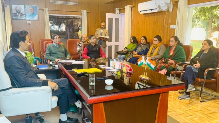 दीपक रावत दरबार में गुंजा करोड़ों का गबन मामला  चौपड़ा दंपति पर गिरफ्तारी की लटकी तलवार
