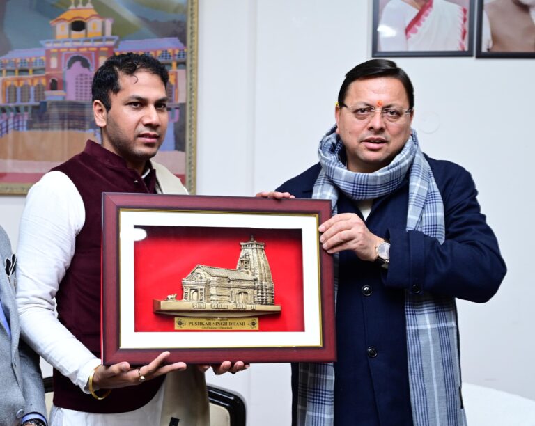 फ्रैंकफर्ट (जर्मनी) के संसद सदस्य राहुल कुमार कंबोज मुख्यमंत्री से मिले