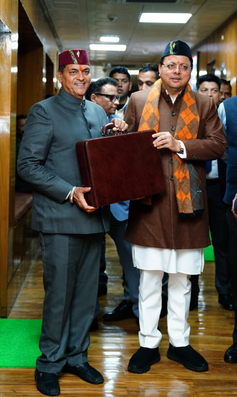 सदन में पेश हुआ उत्तराखंड बजट