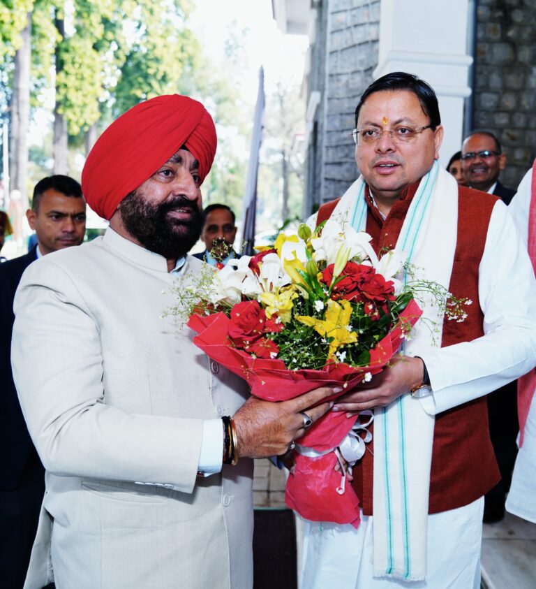 राज्यपाल और मुख्यमंत्री ने किया राज्य आपदा प्रबंधन प्राधिकरण की कॉफी टेबल बुक और डैशबोर्ड का लोकार्पण