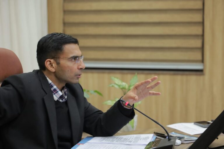 सीएम के संकल्प, डीएम के कमिटमेंट, सप्ताह भर में ही निर्णय धनराशि रिलीज में परिवर्तित