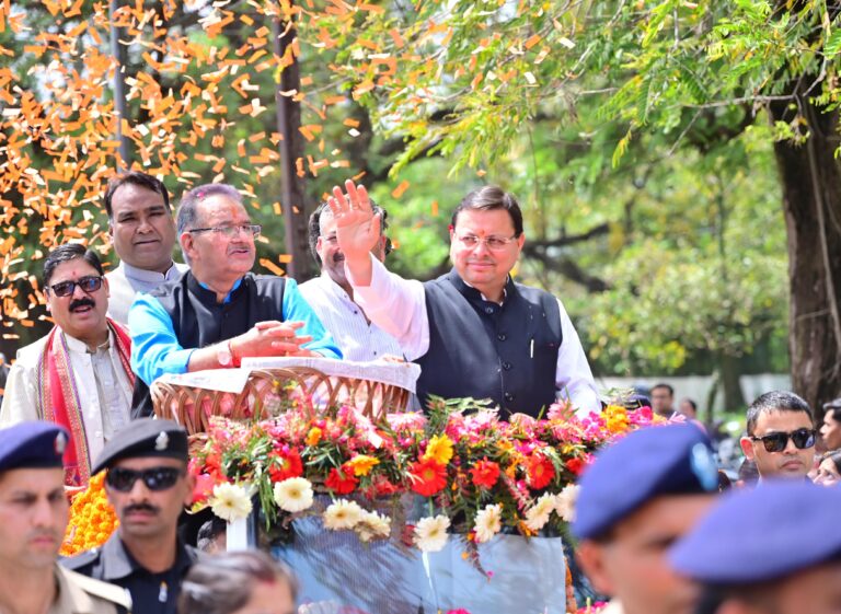 जन समस्याओं के समाधान के लिए लगाए गए बहुउद्देशीय शिविर