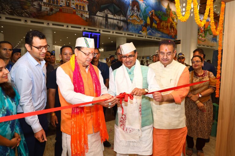जौलीग्रांट एयरपोर्ट पर “हाउस ऑफ हिमालयाज” स्टोर का शुभारंभ — स्थानीय उत्पादों को मिलेगी नई पहचान