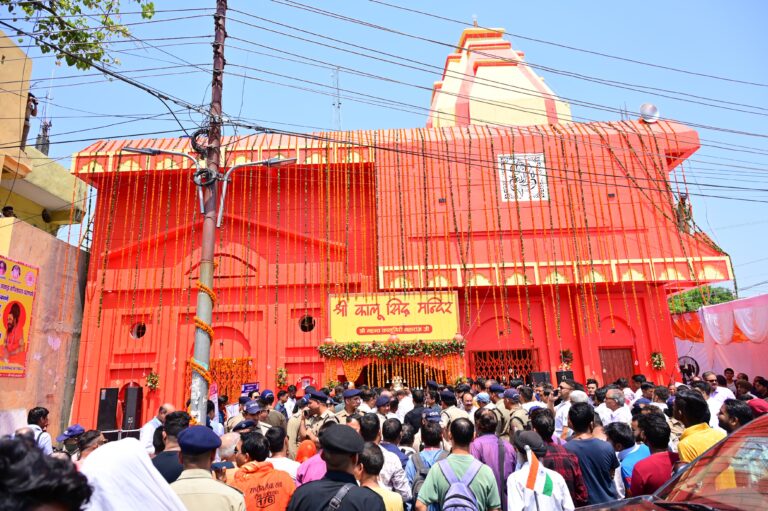कालूसिद्ध मंदिर में भाजपाइयों को रोके जाने पर विवाद, सीएम के हस्तक्षेप का इंतजार