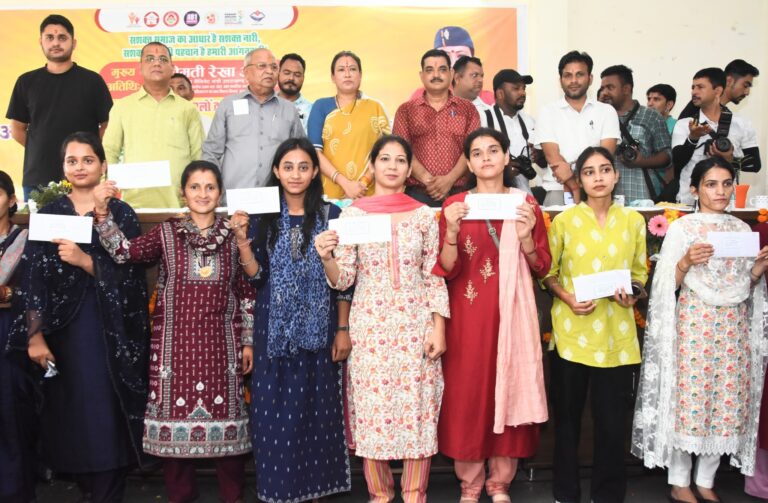 सरकार बनी हर “अकेली” महिला की “सहेली” – स्वरोजगार के लिए शुरू हुई नई योजना