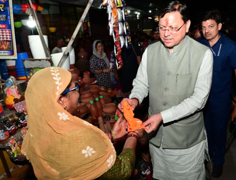 दीपावली: आत्मनिर्भरता और स्वदेशी गर्व का पर्व