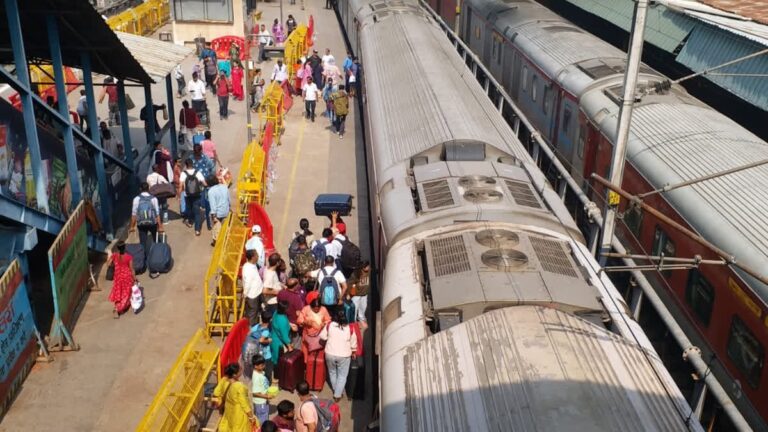 उत्तराखंड में फ्लाइट के साथ रेल यात्रियों की भी बढ़ी मुश्किलें, कई ट्रेन कैंसिल, कुछ शॉर्ट टर्मिनेट