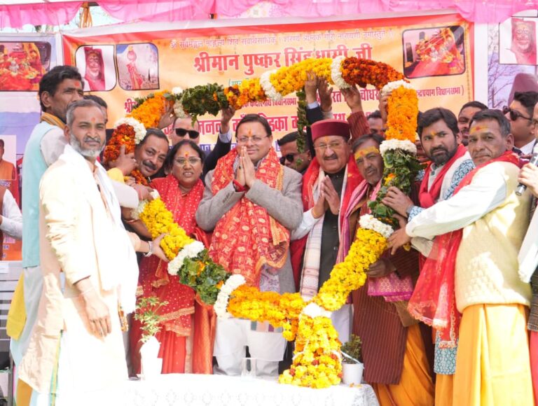 मां चंडिका महावन्याथ देवरा यात्रा में शामिल हुए पुष्कर सिंह धामी