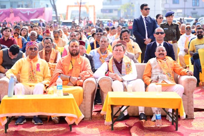 बालावाला में विराट हिंदू सम्मेलन, सीएम धामी का संबोधन