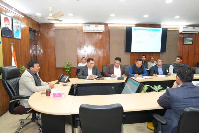 नैनीताल–मसूरी व्यवस्थाओं पर उच्चस्तरीय समीक्षा