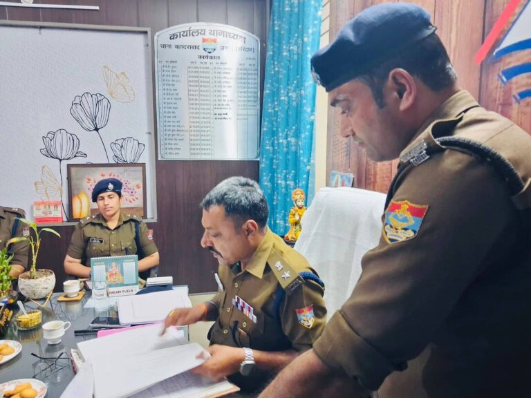 सीएम धामी के निर्देश पर इकबालपुर चौकी के सभी पुलिसकर्मी निलंबित