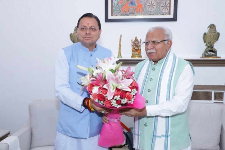 सीएम धामी ने केंद्रीय मंत्री से की मुलाकात, गंगा कॉरिडोर और कुंभ-2027 पर चर्चा
