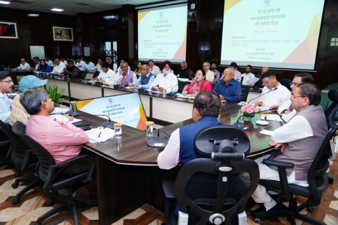 विधायकों संग मुख्यमंत्री धामी ने दिए निर्देश देरी बर्दाश्त नहीं