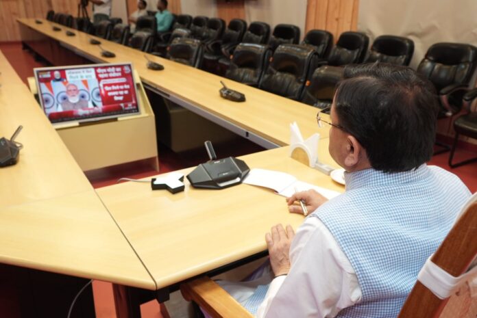 नारी शक्ति वंदन अधिनियम पर सीएम धामी का बड़ा बयान विरोधियों पर साधा निशाना