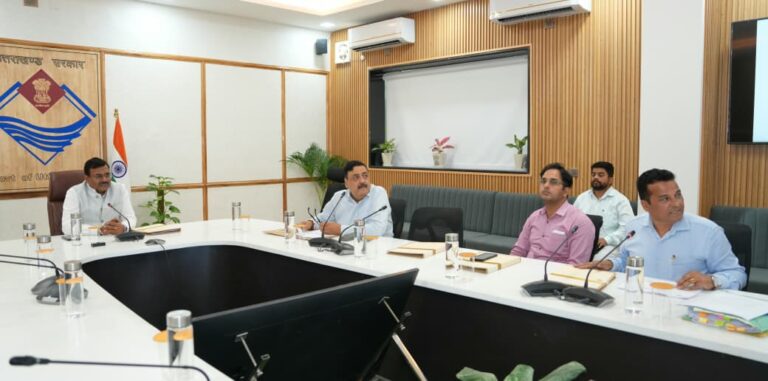 उत्तराखंड में खाद्य सुरक्षा को लेकर सरकार सख्त, मुख्य सचिव ने दिए अहम निर्देश 07 जून को विश्व खाद्य सुरक्षा दिवस पर शुरू होगी प्रदेश की दूसरी फूड टेस्टिंग लैब