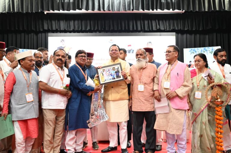 एक क्लिक में 9.74 लाख लोगों के खातों में पहुंची 176.59 करोड़ की पेंशन
