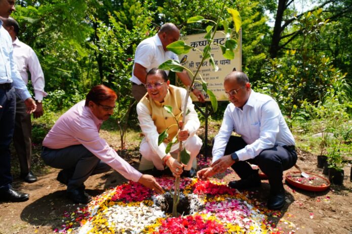 मुख्यमंत्री धामी ने मुख्यमंत्री आवास में 3-बी गार्डन का किया शुभारम्भ