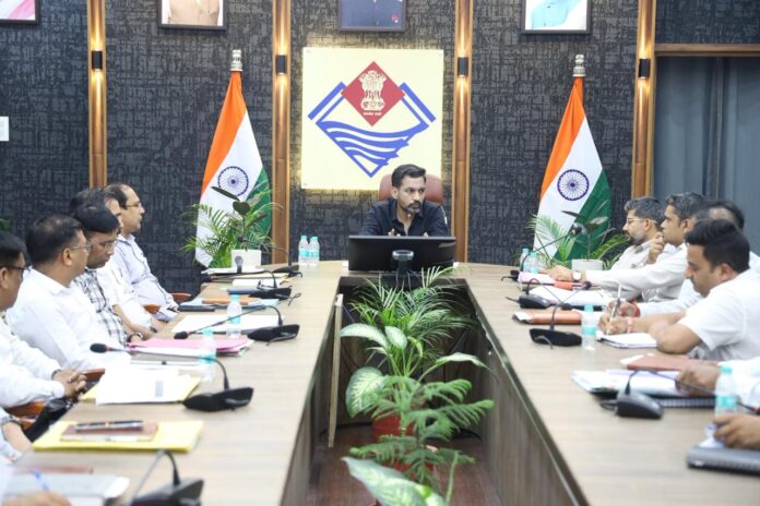Dehradun District Plan 2026-27 DM Ashish Chauhan Dehradun Economy Self Employment Uttarakhand Blueberry Farming Trout Farming District Development Plan Uttarakhand Development News