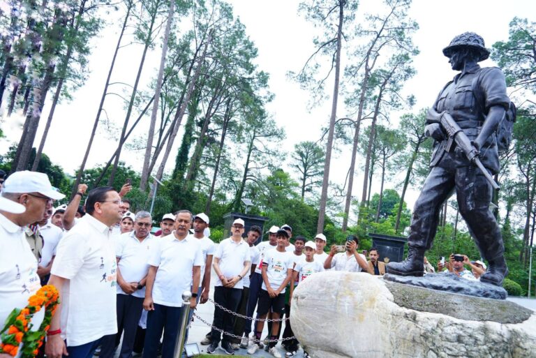 कारगिल विजय दिवस:मुख्यमंत्री ने किया शहीदों के बलिदान का भावपूर्ण स्मरण