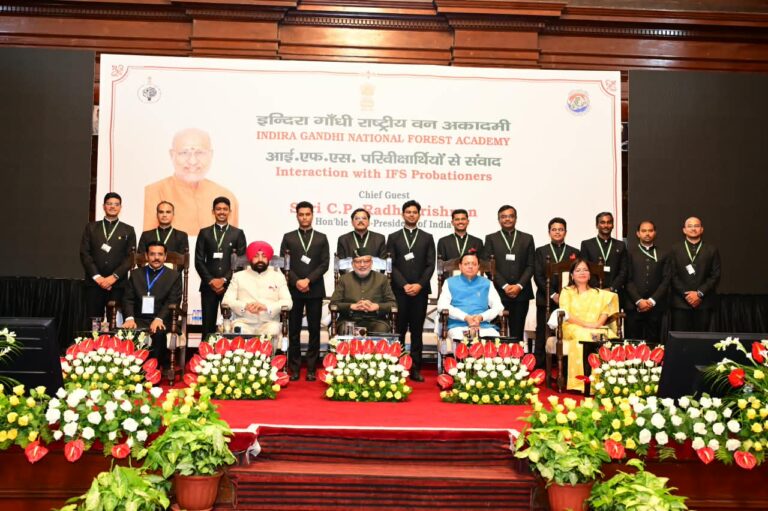 वन अधिकारी प्रकृति के प्रहरी हैं: मुख्यमंत्री धामी, इकोलॉजी और इकोनॉमी में संतुलन पर जोर