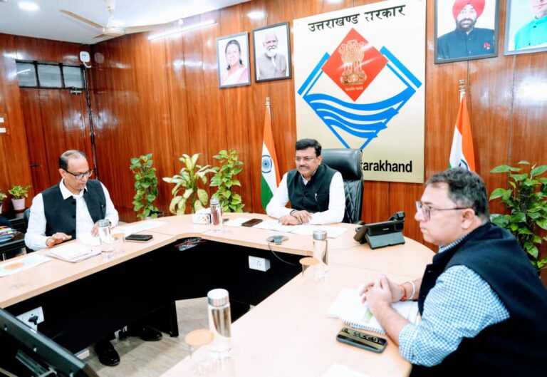 मुख्यमंत्री धामी ने विभिन्न विकास योजनाओं के लिए ₹33 करोड़ से अधिक की वित्तीय स्वीकृति दी