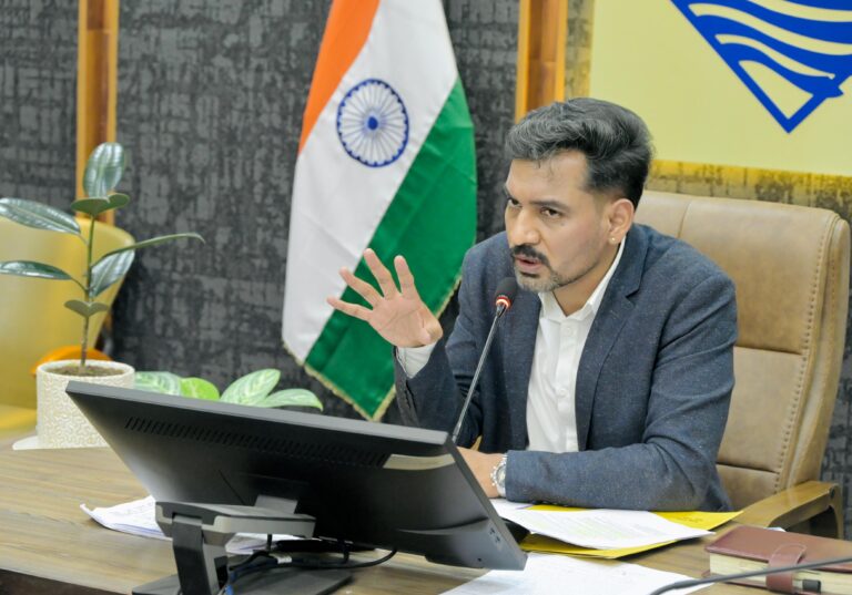 देहरादून में सिंगल यूज प्लास्टिक पर बड़ा अभियान, 100 वार्डों में 50 सेक्टर अधिकारी तैनात