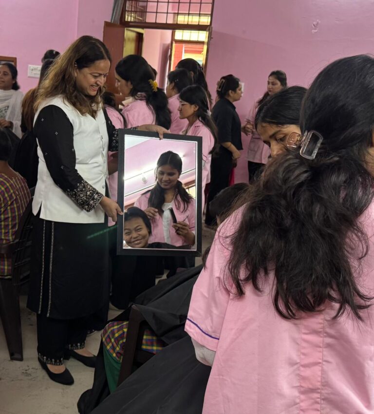 नारी निकेतन और बालिका निकेतन में विशेष हेयर ग्रूमिंग क्लास, 173 महिलाओं और बालिकाओं को मिला प्रशिक्षण