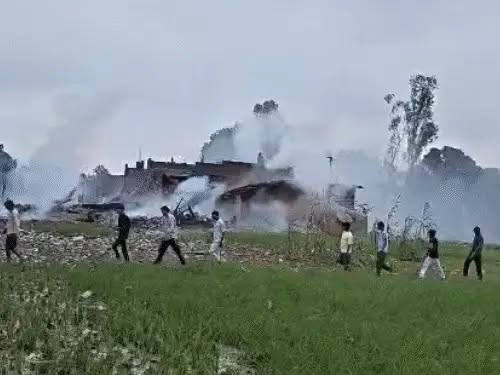 कौशांबी में पटाखा फैक्टरी में भीषण विस्फोट, 5 की मौत, कई गंभीर घायल